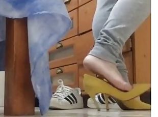 @tici_feet tici feet ig tici_feet showing my yellow high heels