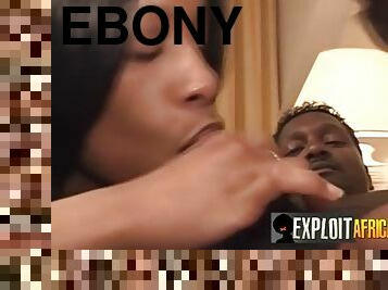 Passionate ebony amateur mapouka gives blowjob and gets pussy exploited