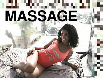 Dark haired beauty aysha aggrees a free massage at beach