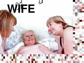 OldnannY Wife Ladies Lesbian 3Some Orgy Fun