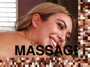 Petite Latina Kat Dior's happy ending massage