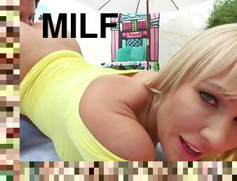 Mellanie Monroe hot MILF sodomy scene