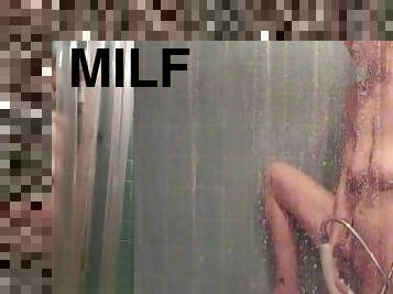 Milf in the shower