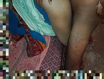 Badi Gand Wali Hot Aunty Ne Mujhe Ghar Bulakar Apni Chudai Karwai Hot Dress Me