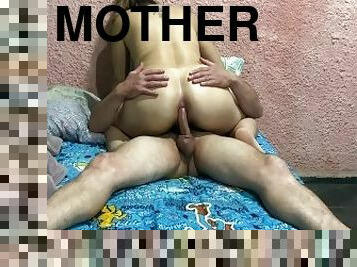 stepmother sees her stepson masturbating and sits her ass on his cock and takes cum inside