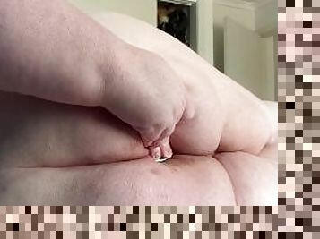 SSBBW using her new butt plug for you