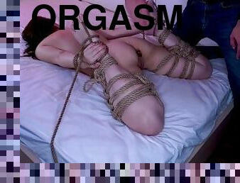 Tied up slut try to get orgasm from sex machine while being whipped