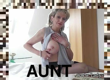 Aunt Lady Sonia is happy to strip for you
