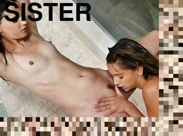 Sexy Snatch Sucking stepsisters Georgia Jones & Uma Jolie Cum In The Shower!