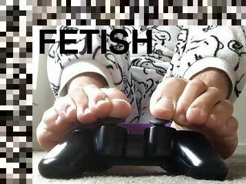 You invited me over to play video games but my feet won’t stop playing with the joysticks