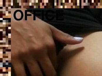 I am very horny in the office and I masturbate