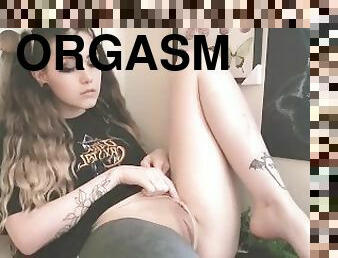 Goth Controls Her Orgasms (Full Video on MV, Link in Bio)