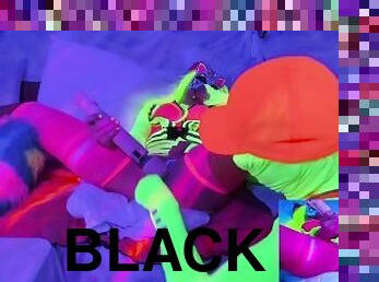 Black_light_special squirt