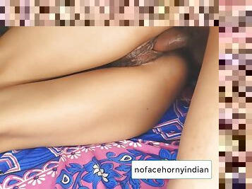 Newly Indian Wife In Saree Full Night Sex