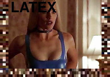 Alias (1x02 So it begins) Latex