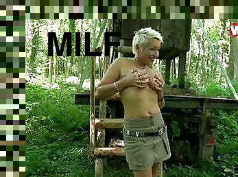 Milf Fotze voll gespritzt