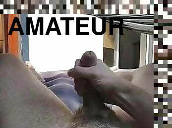 poilue, masturbation, en-plein-air, public, amateur, gay, branlette, ejaculation, musclé