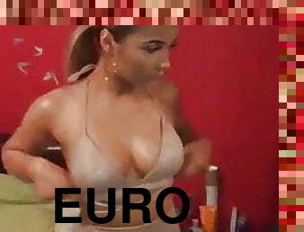 فاتنة, أوروبية, يورو