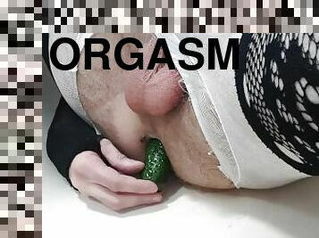 Get an Anal Orgasm With a Cucumber in the ass