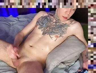 The roommate watched porn and finished with a big dick on himself