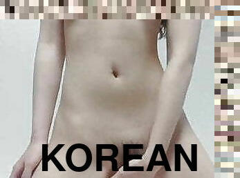 Korean Whore Hyejin Yoo Masturbating