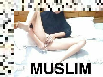 Barefoot Muslim milf masturbates with huge Toy up to orgasm