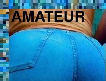 Amateur femboy show his big booty in tight jeans