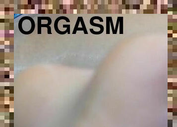 Glossy nylon wet orgasms, real nylon fetish, cum on my feet Onlyfans/NylonKissa
