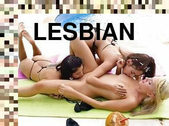 Lesbians Go Wild at the GG Mansion XXX HOT 1000%