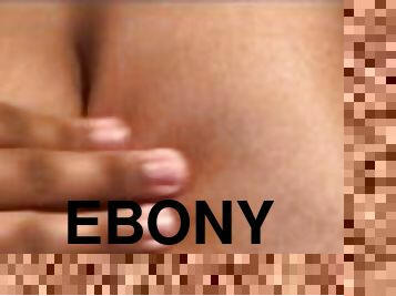 Big Ebony boobs !!!