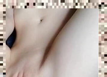 masturbare-masturbation, pasarica, rusoaica, scolarita, amatori, adolescenta, laba, cu-degetelul, colegiu, solo