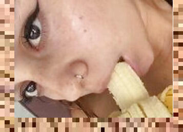 Swallowing my Banana Daddy!!!