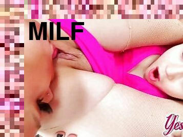 boşalma, amcık-pussy, fışkıran-su, oral-seks, orta-yaşlı-seksi-kadın, genç, zorluk-derecesi, porno-yıldızı, üç-kişilik-grup, ufak-tefek-kadın