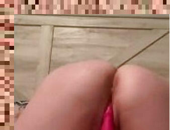 Homemade Masturbation: Thick Thighs