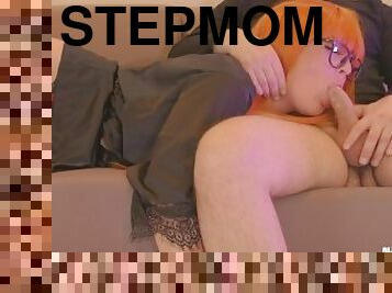 StepMommy & StepSon. Stepson fucked me in the mouth deep in the mouth, thinking that I do not know
