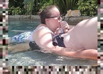 Suck hubby dick poolside