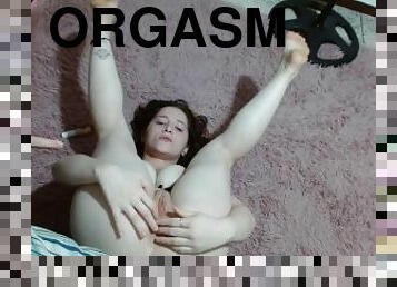 MASTURBACION FEMENINA CON ORGASMO Y DOBLE PENETRACION CON DILDO