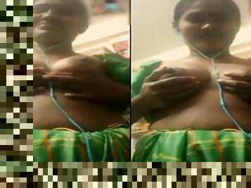 Today Exclusive-Sexy Desi Bhabhi On video Cal