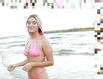Sexy hot girl on the beach in a tiny hot bikini!!!