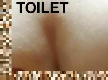 Eva was so horny she got a rough quickie in the restaurant toilet - Loveandkinkiness
