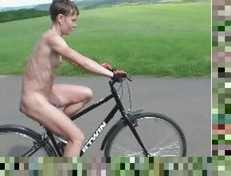 naked bicycle race