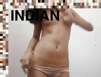 Solo  Indian school girl masturbates