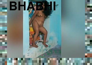 Today Exclusive- Horny Desi Bhabhi Nude Dance Part 1