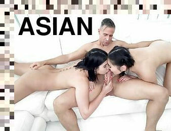 Lady Dee In Asian Twat Teasing Teamwork