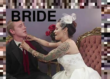 Full-Bosomed bride shemale butt fucking fucks her lover