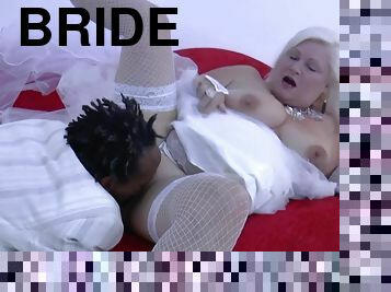 Interracial Fetish Bride Poses Then Gets Wet