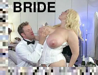 bbw blonde bride with fat ass gets spanked and screwed