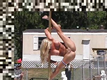hot pole dances of naked girls