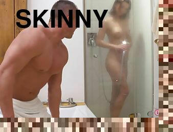 Skinny teen Jenifer Jane gets fucked after taking shower