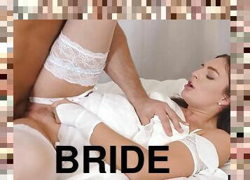 RIM4K. Muscular stud enjoys an amazing rimjob from his bride